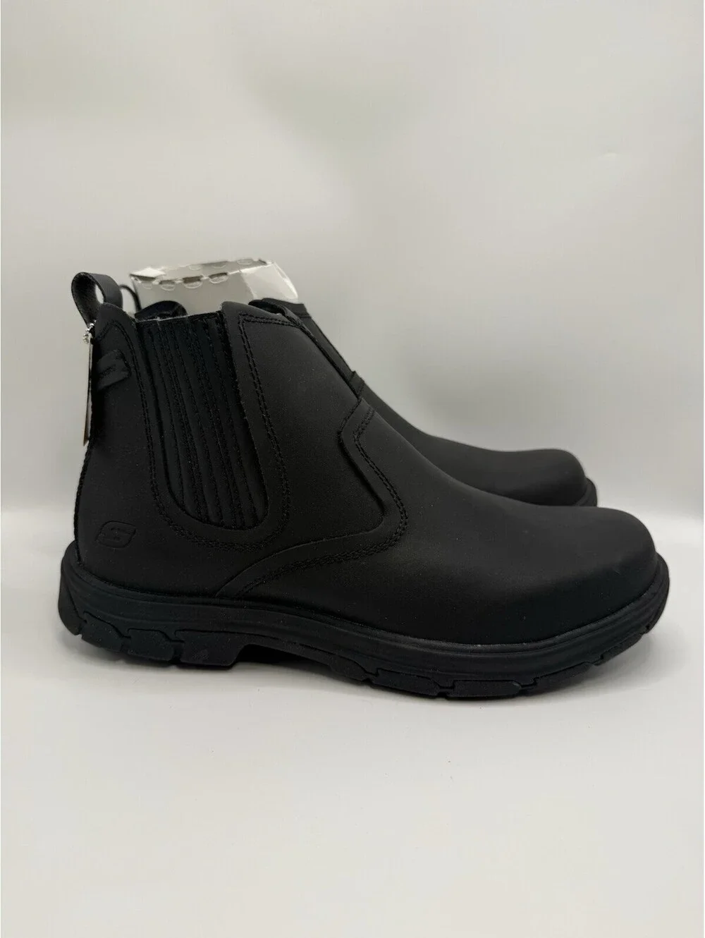 Skechers Men’s Segment Dorton Black Leather Boots Size 10 NWB